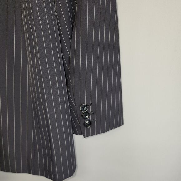 NWT Banana Republic Grey Pinstripe Suit Jacket Blazer Size 4 - Picture 4 of 7